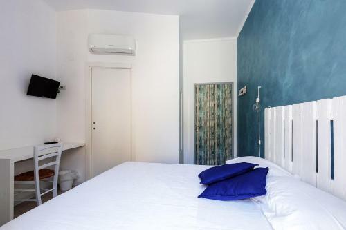Hostal Al Borgo Marinaro Guest House
