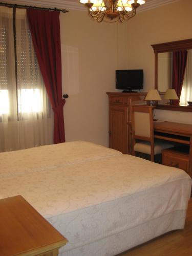Hostal Puerta Del Sol