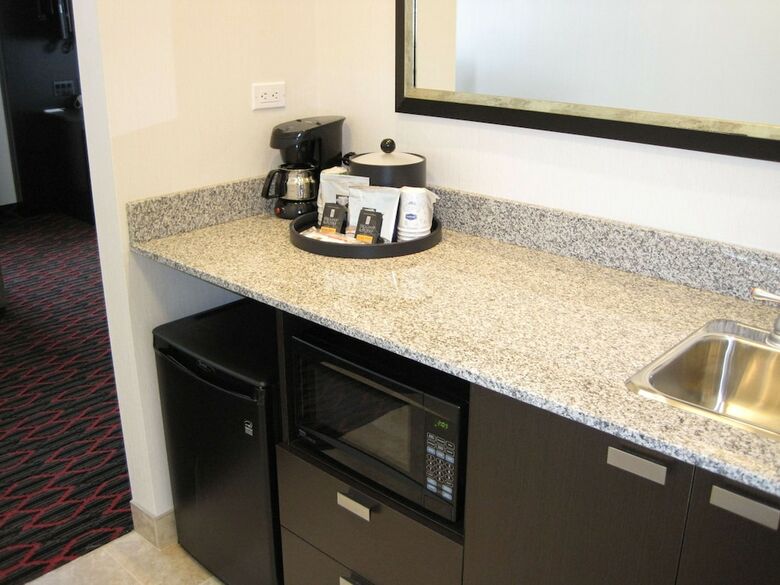 Hotel Hampton Inn By Hilton Fort Saskatchewan