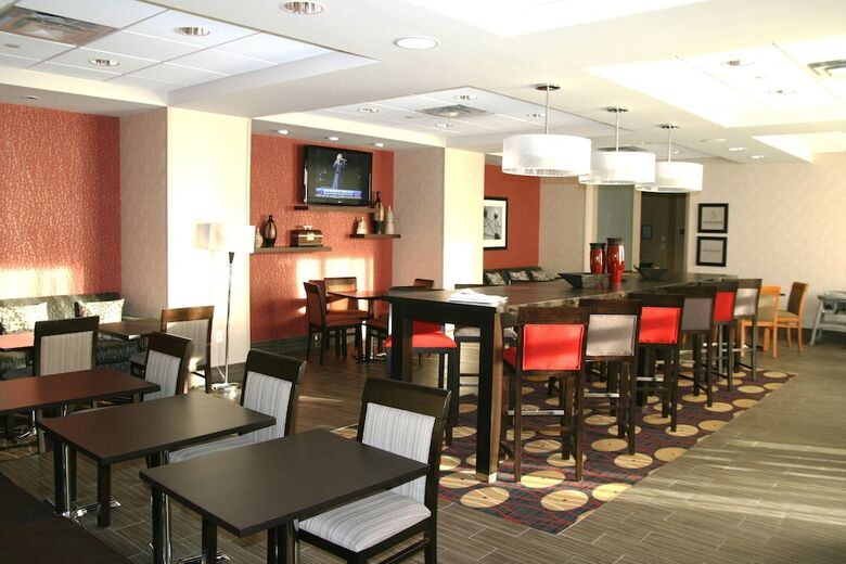 Hotel Hampton Inn By Hilton Fort Saskatchewan