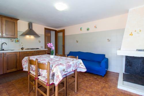 Appartamenti In Villa Con Ampio Giardino Esterno