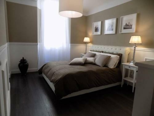 Hs4u The Chic Luxury Apartment