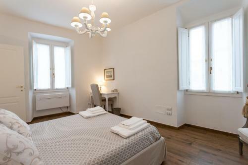 Mercatale Apartment