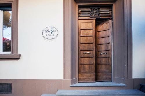 Hostal Villa Giove Rooms