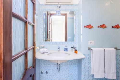 Adoro Home In Positano