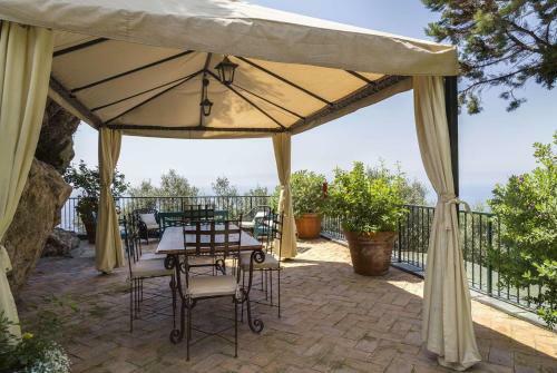 Villa Olive Grove