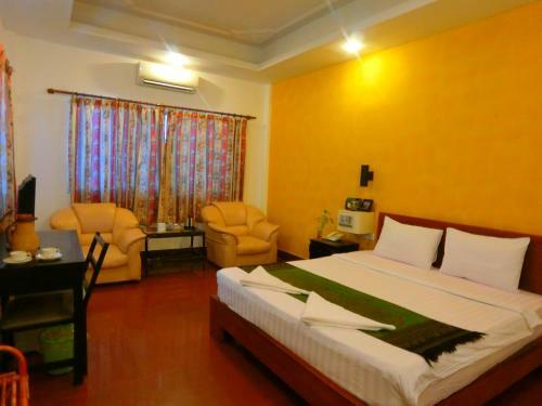 Hometown Hotel