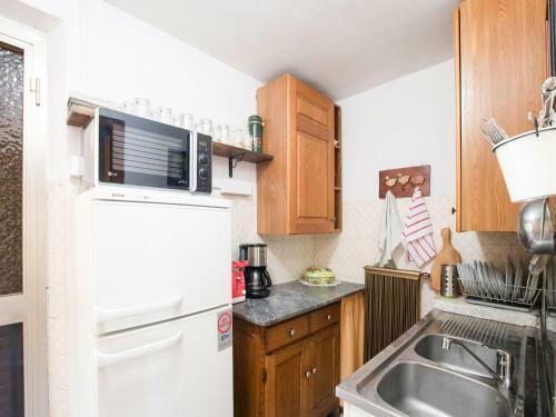 Delightful Villa In Pieve San Lorenzo-lucca With Bbq