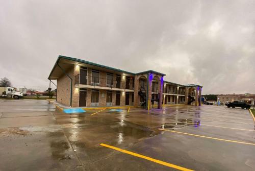 Hotel Days Inn By Wyndham Forest