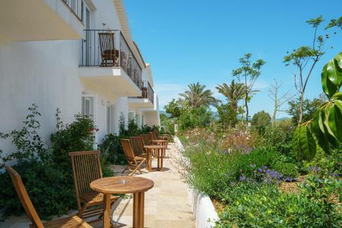 Sant Efis Hotel