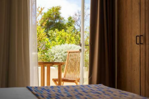 Sant Efis Hotel
