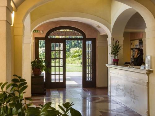 Spacious Apartment In Sardegna With A Swimming Pool