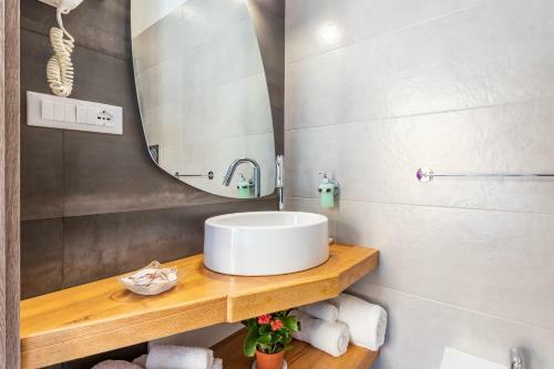 Hostal Vittoria Rooms