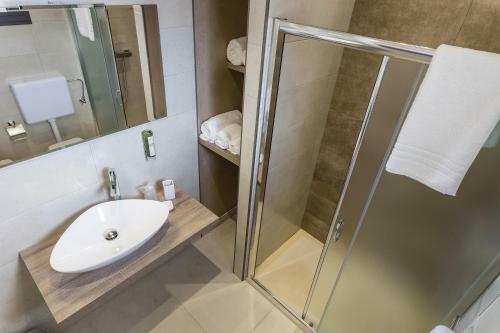 Viamonti Hotel