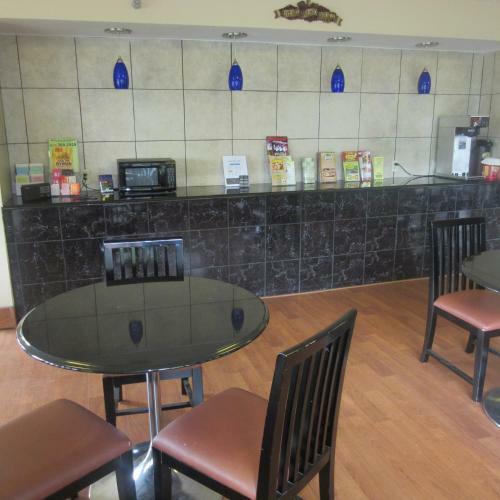 Motel 6 Nashville Airport