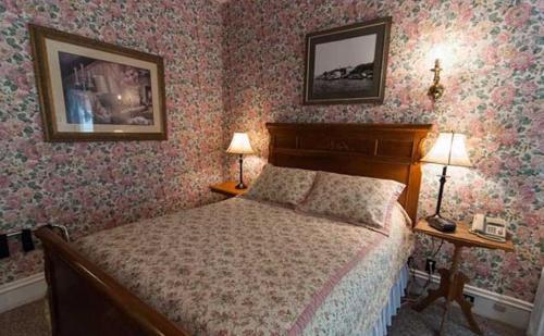 Posada Carriage House Inn