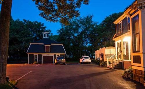 Posada Carriage House Inn