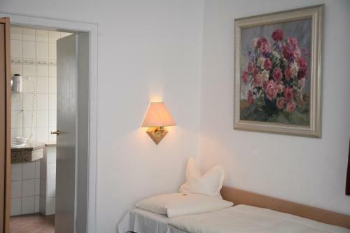 Hostal Glocke Weingut Und Hotel