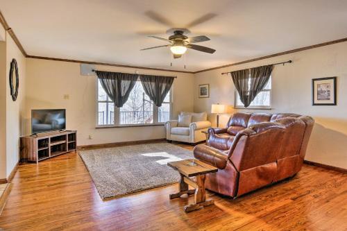 Lakeside Abode 13 Mi To Silver Dollar City!