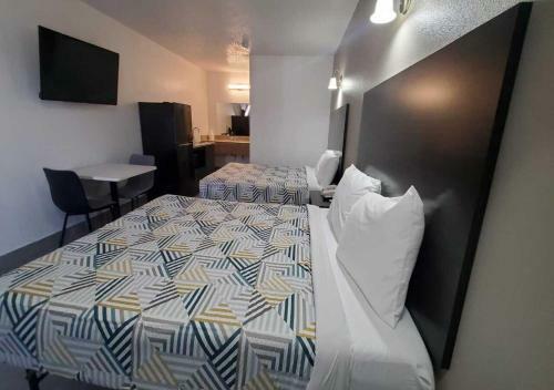 Hotel Studio 6 Branson West Mo Silver Dollar City