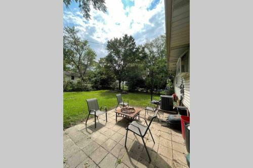 Peaceful 3 Bedroom Home Finish Basement Fire Place