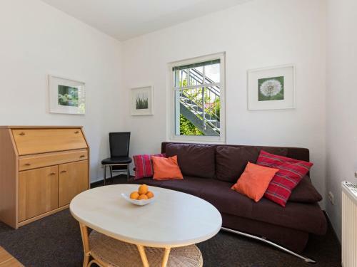 Garden-view Apartment In L�bow With Terrace