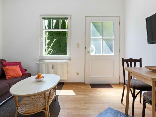 Garden-view Apartment In L�bow With Terrace