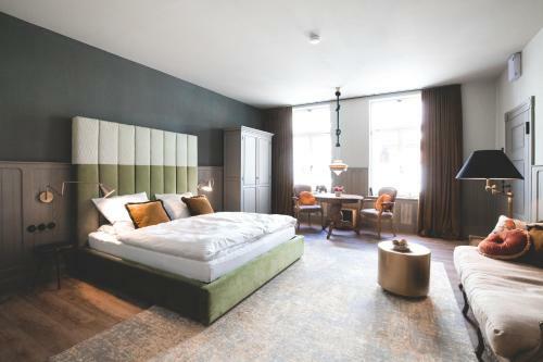 Saltbloom Apartments