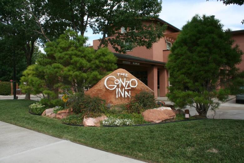Hotel Gonzo Inn