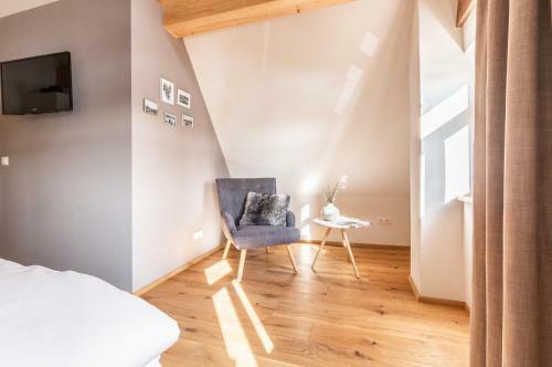 Hostal Main3 - Schlafen Am Fluss