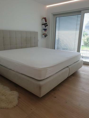 Apartamento 3-zimmer-designer-wohnung