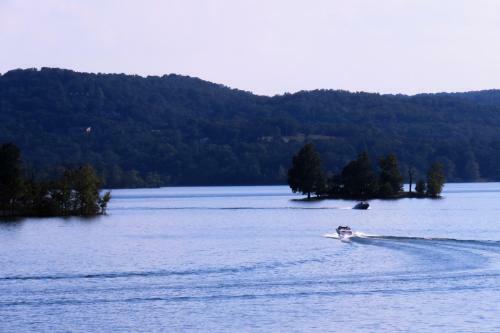 Fall Creek Resort 590-2