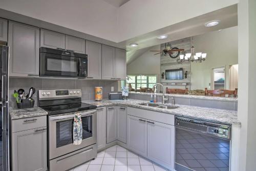 Apartamento Pointe Royale Condo With Community Amenities!