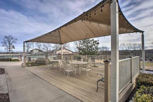 Apartamento Branson Resort Condo With Golf Course Views!