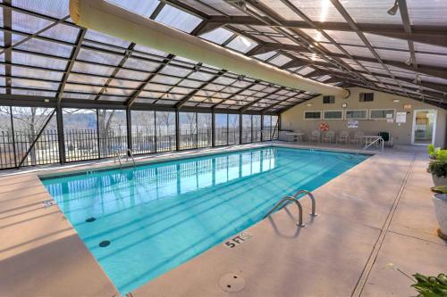 Apartamento Updated Branson Condo With Pools And Golf Course!