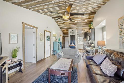 Rustic Cove