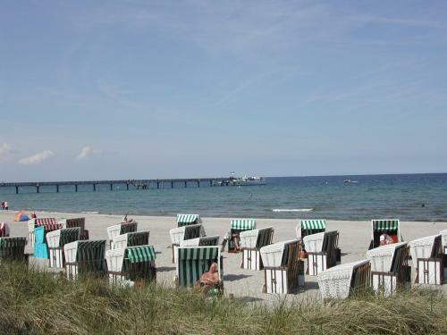 Burgwall Mit Terrasse & Parkplatz - Abc69