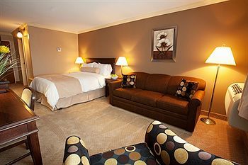 Hotel The Fredericton Inn