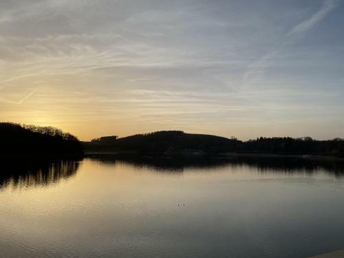 Apartamento Ferienwohnung Am Hennesee