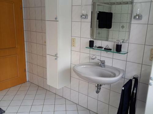 Charming Apartment In Mettendorf With A Garden