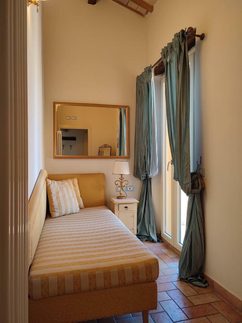 Bed & Breakfast R&b Casa Aurora