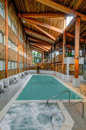 Hotel Lake Louise Inn