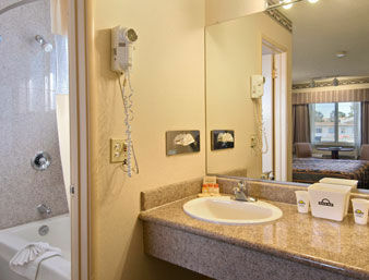 Hotel Downtown Monterey Days Inn