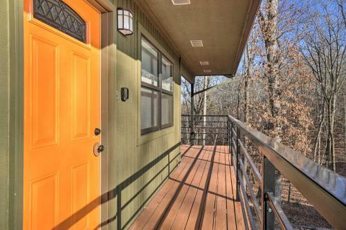 Mod Table Rock Lake Home With Lake Access, Deck
