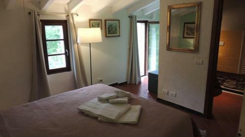 Bed & Breakfast Borgo Di Codeglia - Country Rooms