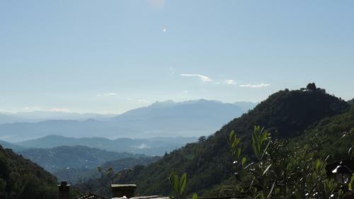 Bed & Breakfast Borgo Di Codeglia - Country Rooms