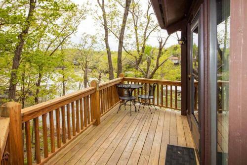 Unit 7 - 2 Bedroom Treetop Villa