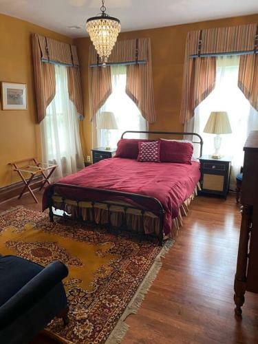 Victorian Charm Centrally Located