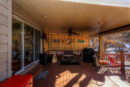 Lake Ozark Escape With Dock, Main Channel Views