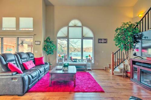 Lake Ozark Escape With Dock, Main Channel Views